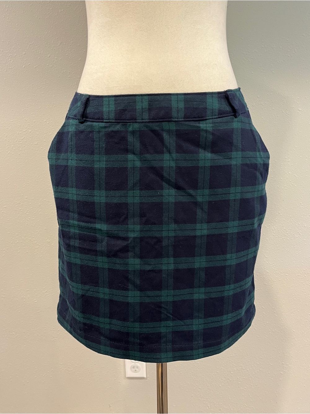 Old navy Plaid Mini Skirt size 4
